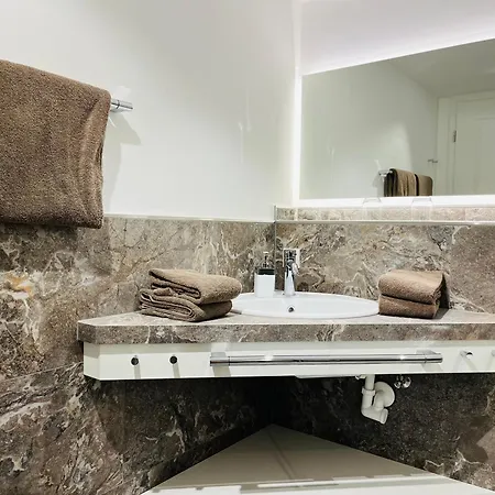 Alpsuites شقة